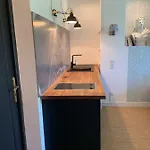 La Maison Carree - De Charme - Clim & Piscine Chauffee בית אירוח Les Eyzies