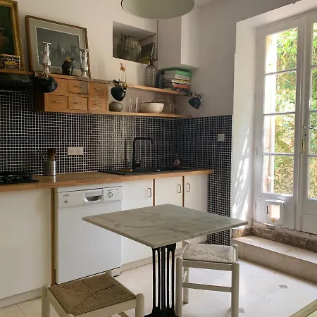 Ubytování v soukromí La Maison Carree - De Charme - Clim & Piscine Chauffee *