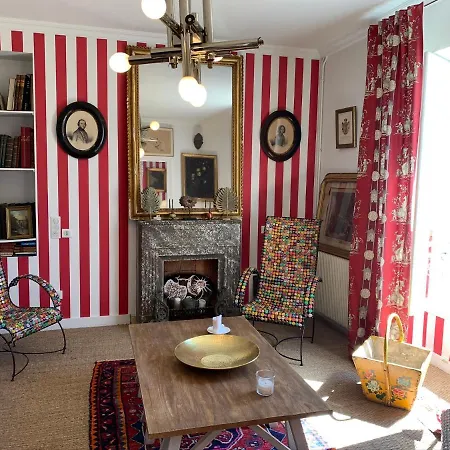 La Maison Carree - De Charme - Clim & Piscine Chauffee