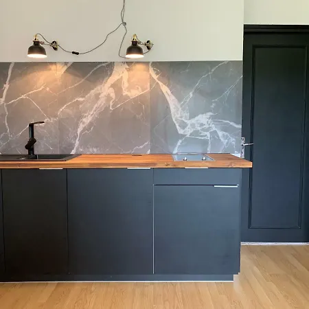 La Maison Carree - De Charme - Clim & Piscine Chauffee *