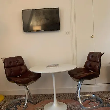 Rum i privatbostad La Maison Carree - De Charme - Clim & Piscine Chauffee *