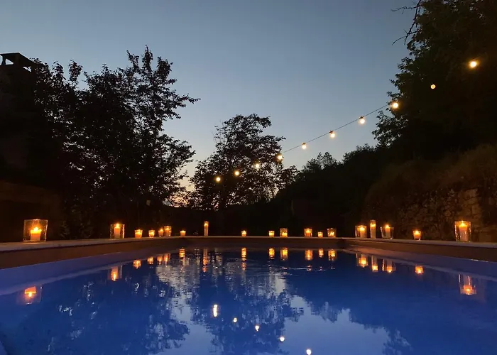 La Maison Carree - De Charme - Clim & Piscine Chauffee Ubytování v soukromí *