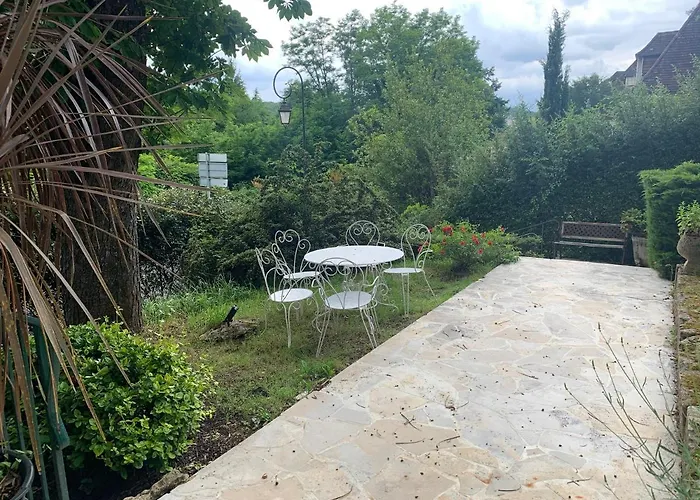 La Maison Carree - De Charme - Clim & Piscine Chauffee * Les Eyzies